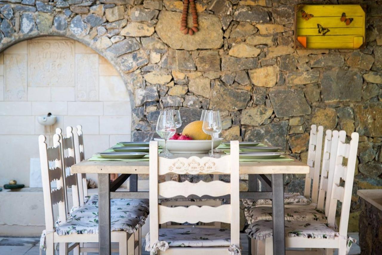 Authentic Cretan Stone Windmill Villa Sitía Exterior foto