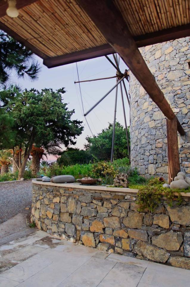 Authentic Cretan Stone Windmill Villa Sitía Exterior foto