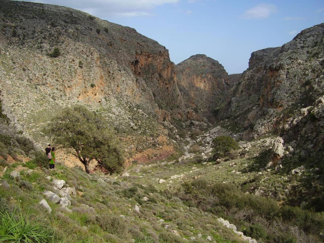 Authentic Cretan Stone Windmill Villa Sitía Exterior foto