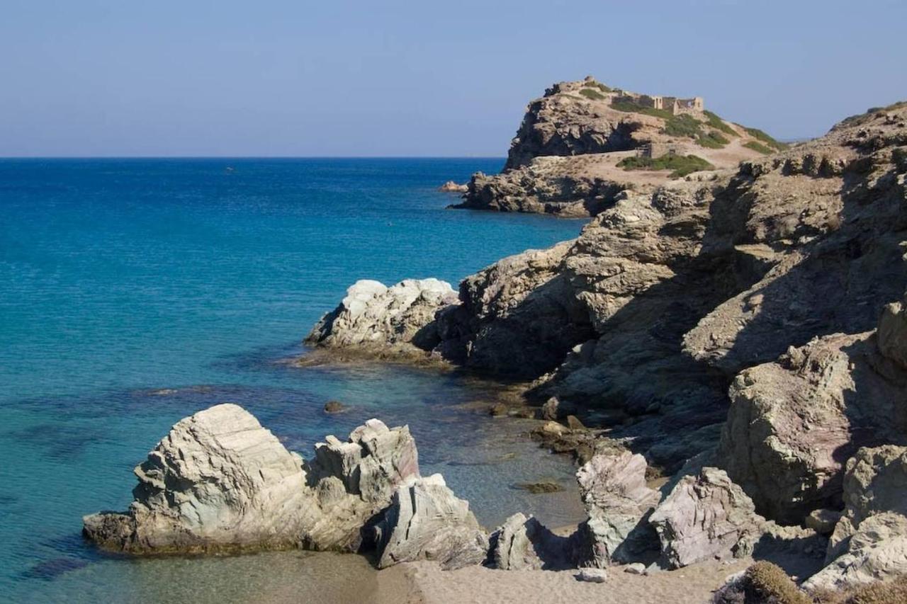 Authentic Cretan Stone Windmill Villa Sitía Exterior foto